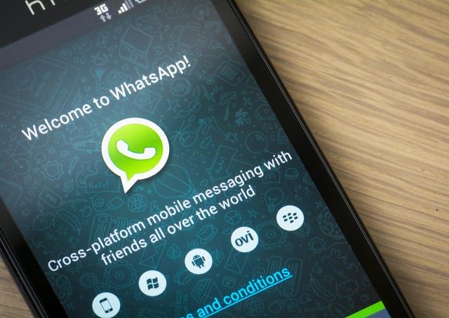 Facebook compra WhatsApp por US$ 19 bi