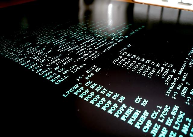 Receita alerta para tentativas de golpes em época de declarar Imposto de Renda