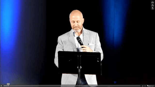 Maior comunidade do mundo dedicada à "cura gay" fecha as portas