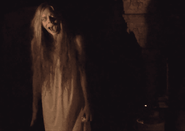 Campanha de Halloween prega peça apavorante em trabalhadores