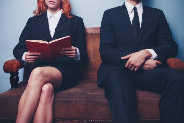 Homens são mais ousados na busca por emprego do que as mulheres