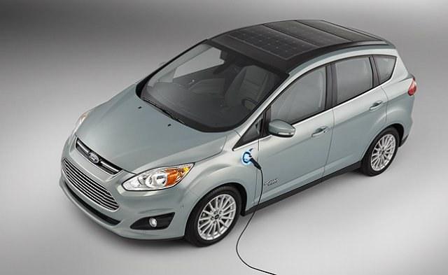 Novo conceito da Ford utiliza energia solar para recarregar motor