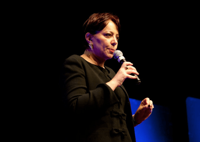“Uma empresa não pode ignorar os desafios da sociedade”, afirma VP da Schneider