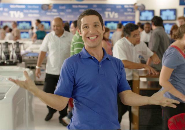 Casas Bahia ressuscita antigo garoto propaganda. Com certeza, você se lembra dele!