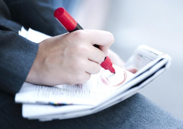 Desemprego sobe a 5,7% em março, mas é menor nível para o mês