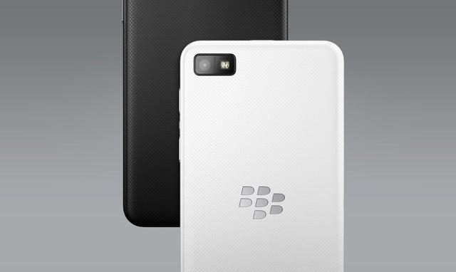 BlackBerry Z10 chega ao Brasil por R$ 2,5 mil