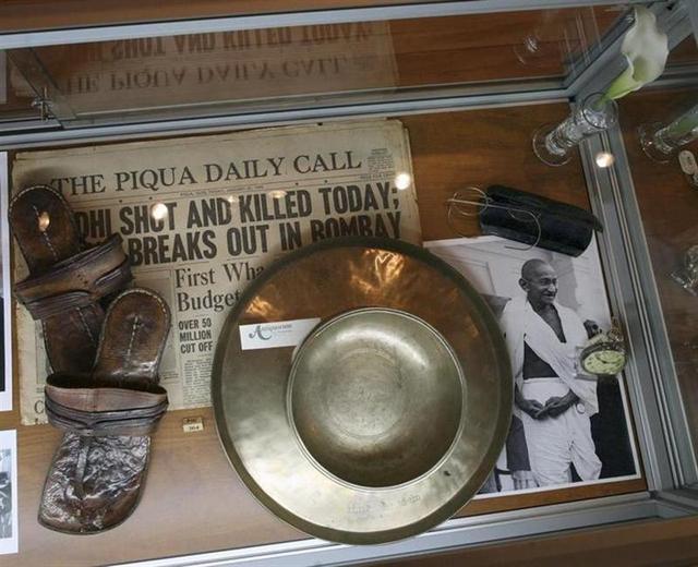 Amostra de sangue de Gandhi vai a leilão em Londres