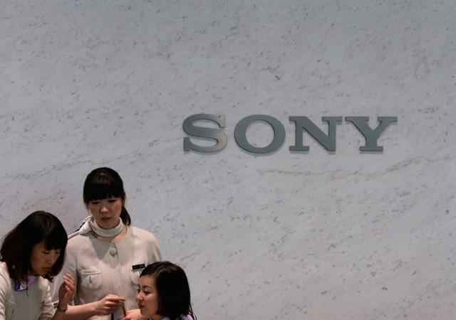 Sony reduz metas de vendas e avalia proposta de acionista