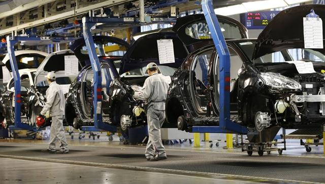 Peugeot Citroen fechará instalação perto de Paris