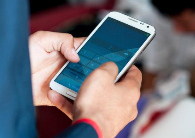 Pesquisa analisa hábitos dos usuários de smartphones