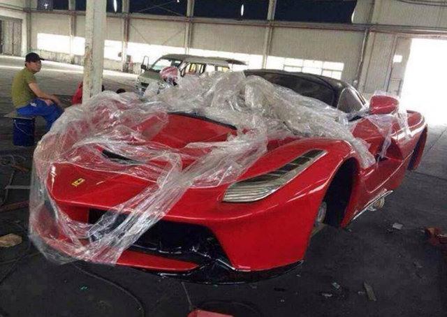 Empresa produz LaFerrari pirata por R$ 44,8 mil