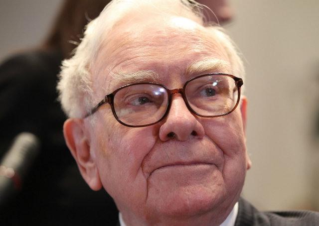 Homem paga US$ 2,17 milhões para almoçar com Warren Buffett
