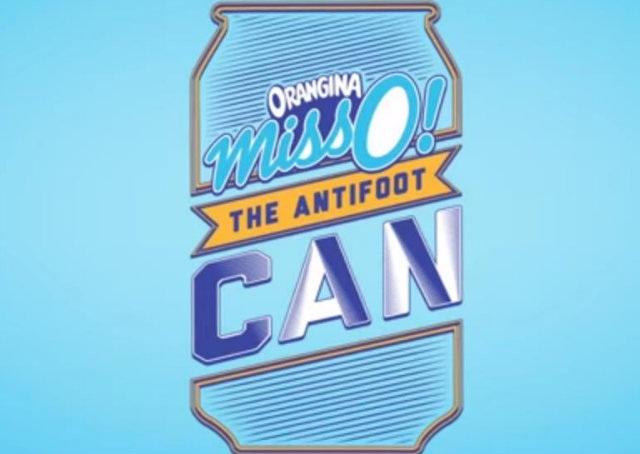 Marca de refrigerante promove ação antifutebol