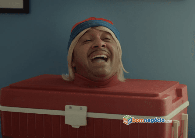 Tiririca estrela novo comercial do Bom Negócio
