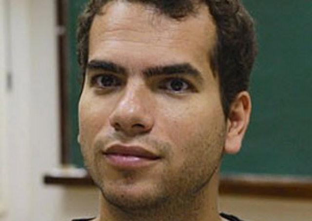Brasileiro recebe prêmio Fields, considerado o Nobel da matemática