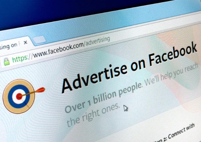 Facebook estuda o que leva o usuário a esconder um anúncio do feed de notícias