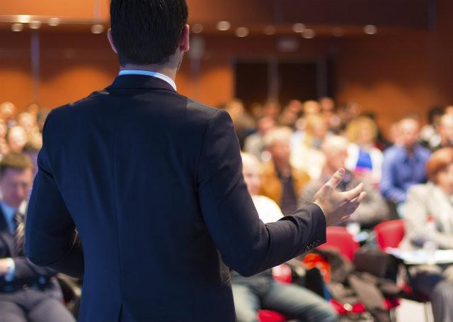 Aprenda a despertar o interesse das pessoas em 30 segundos