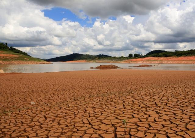 Hospitais de SP encontram alternativas para economizar água em tempo de seca
