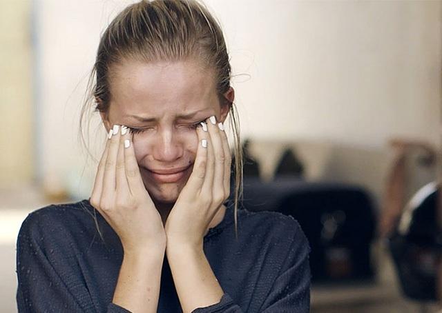 Reality show norueguês leva blogueiros de moda para fábrica de roupas