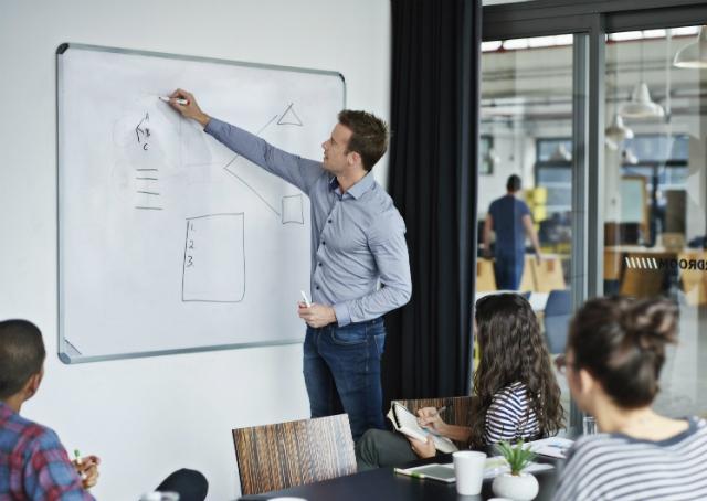 Inove Senior promove capacitação e banca de avaliação com startups pré-selecionadas em Florianópolis