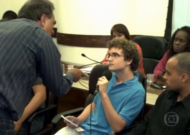 Vereador ameaça estudante que se posicionou contra taxistas