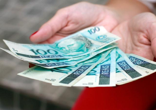 Receita liberará valores de restituições - o que fazer com o dinheiro?
