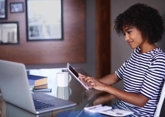 Como usar a tecnologia na gestão de colaboradores home office?