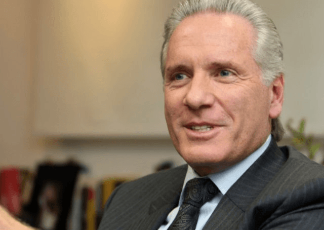 Roberto Justus venderá sua parte na Newcomm, afirma site