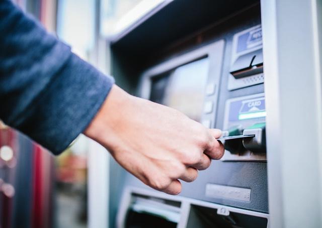 Você sabia que tem direito a uma conta corrente sem taxas?