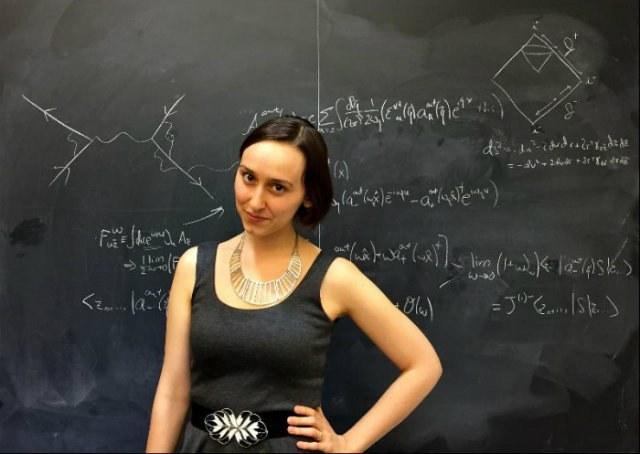 Quem é Sabrina Pasterski, a jovem de 24 anos que estão chamando de "novo Einstein"?