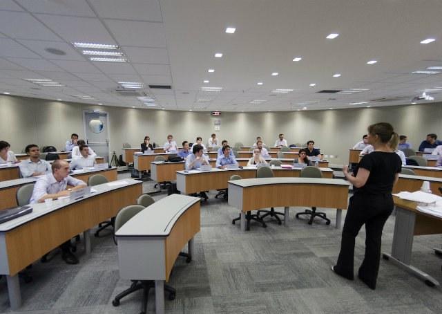 Mestrado Profissional ou MBA Executivo: como escolher o melhor modelo de pós-graduação?