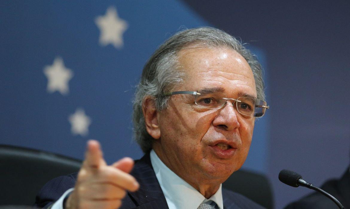 Governo deve renovar programa de redução de salários e carga horária