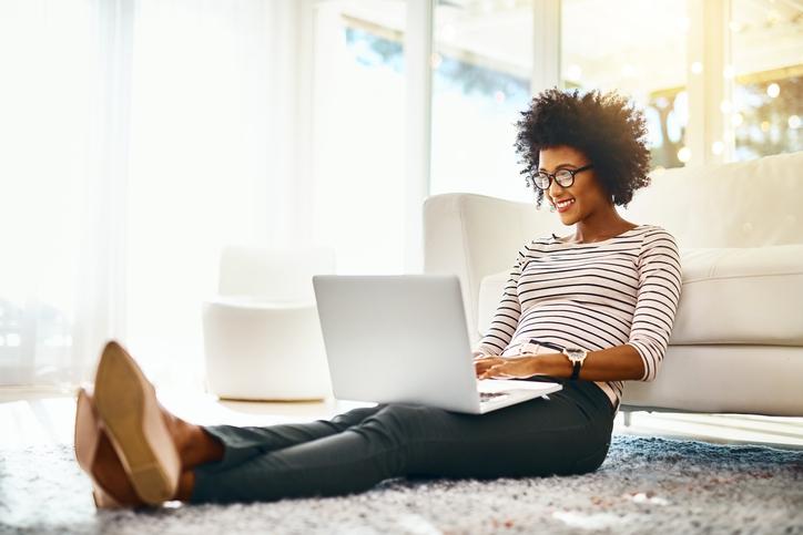 Os desafios legais por trás do modelo híbrido de trabalho