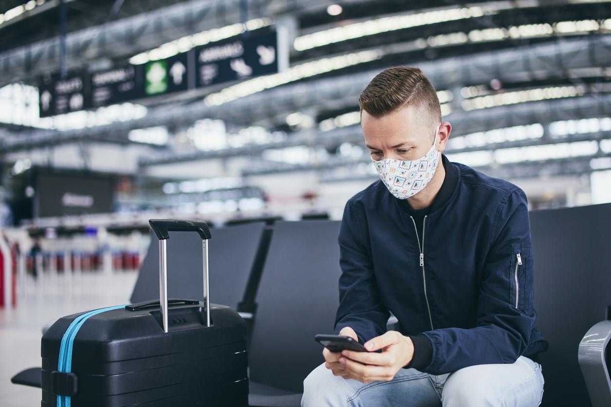 Anvisa anuncia novas regras para o uso de máscaras em aeroportos