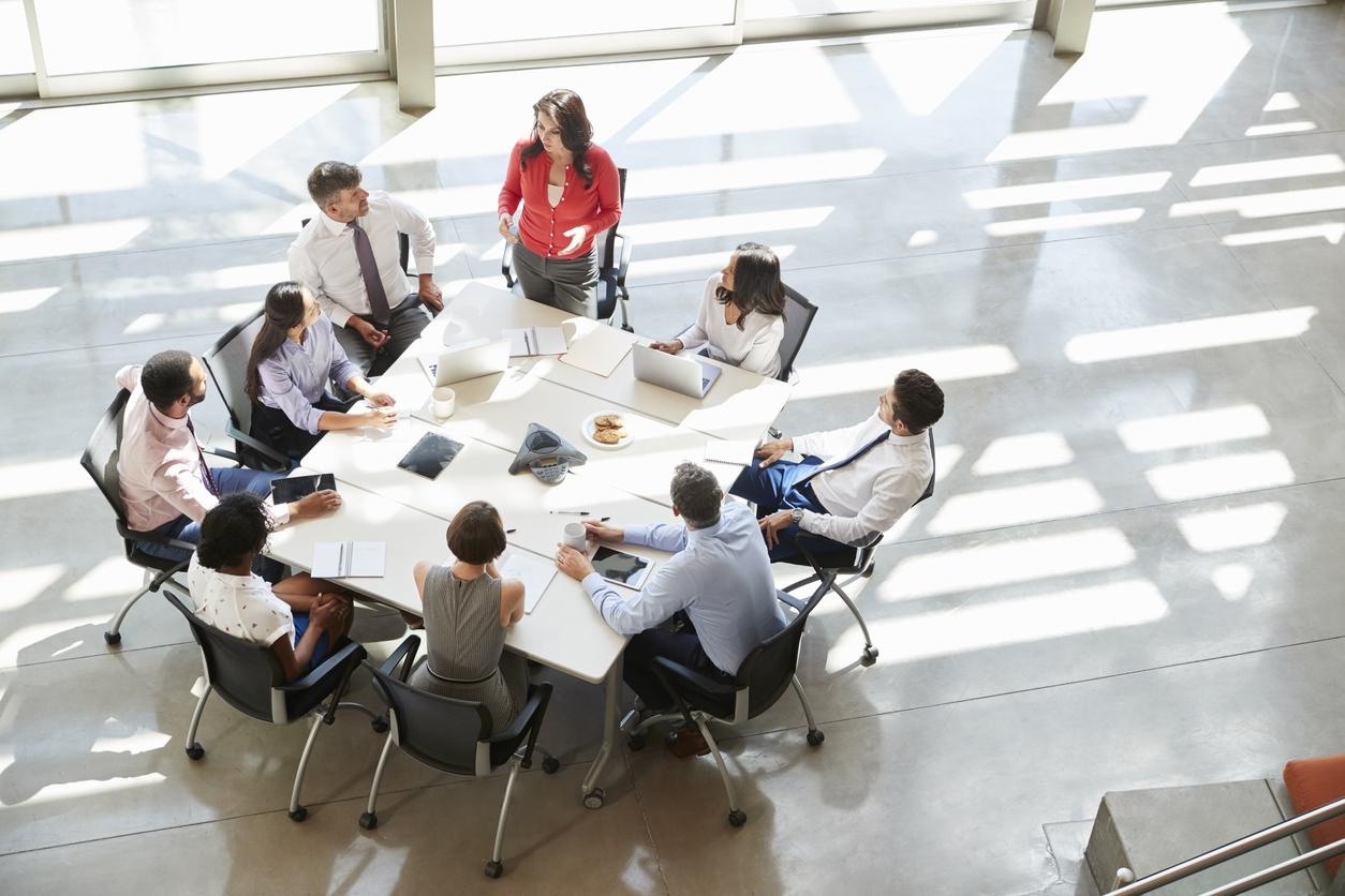 Como o CEO deve pensar estrategicamente?