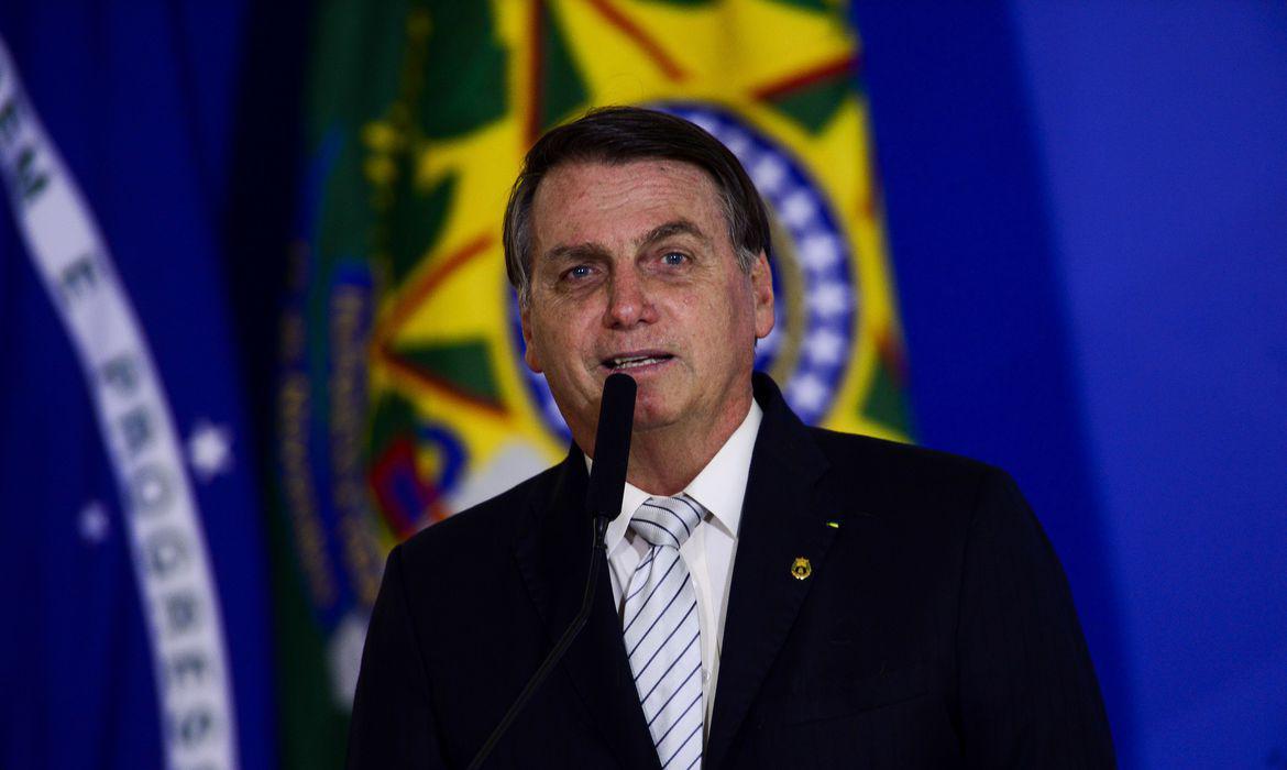 Governo federal anuncia novo Bolsa Família no valor de R$ 300