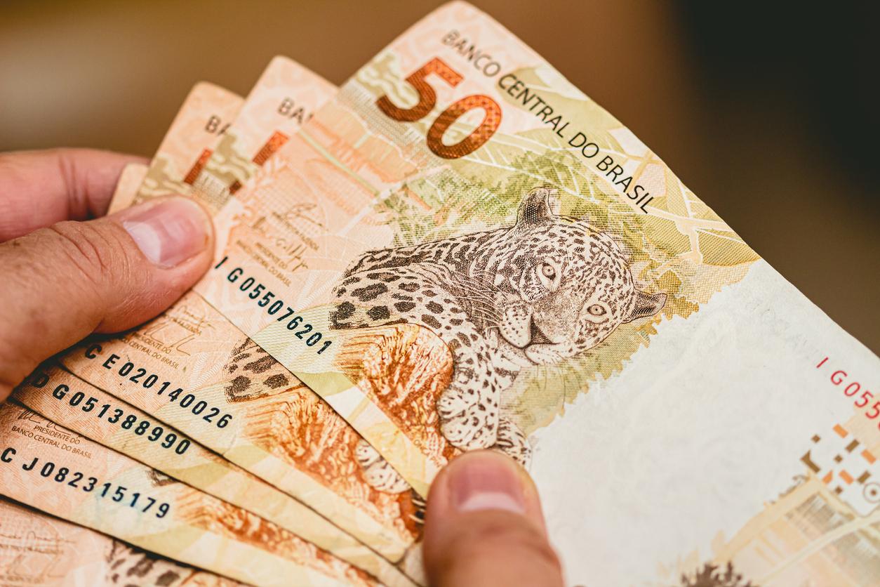 Auxílio Brasil será lançado em novembro a R$ 300, diz secretário do Tesouro