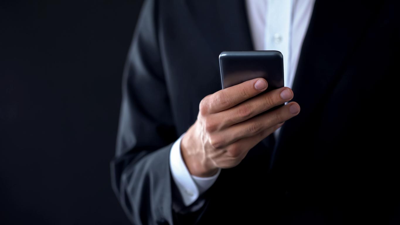 Demissão por WhatsApp é legal?