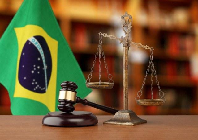 Os direitos trabalhistas acabariam com o fim da CLT?