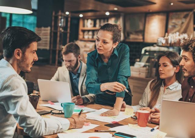 Estilos de liderança e motivação no ambiente de trabalho