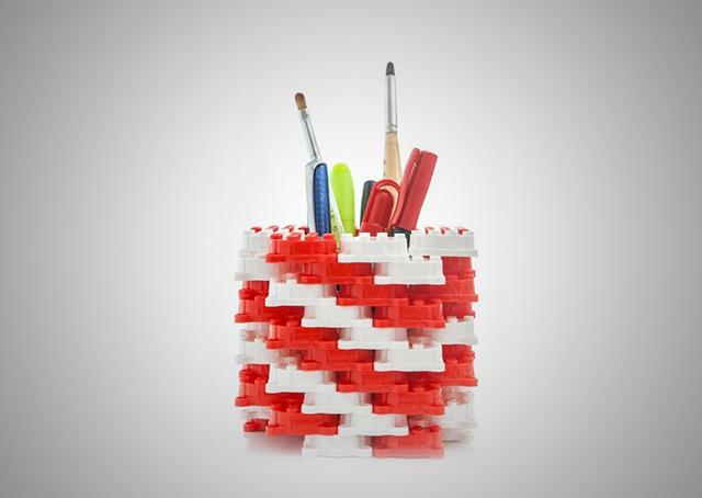 Empresa brasileira lança tampinhas de garrafa que viram “Lego”