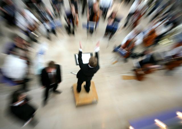 Liderança encoberta: notas sobre o gerenciamento de profissionais