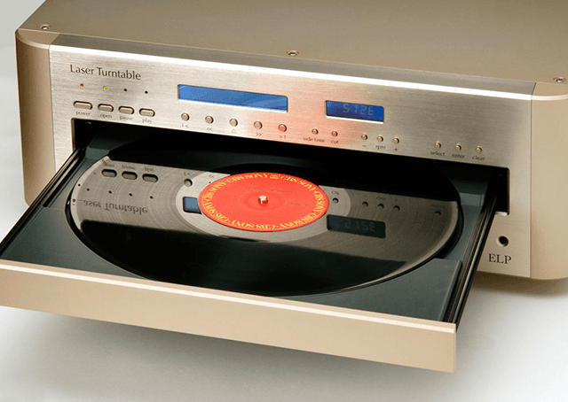 Vitrola japonesa utiliza laser para ler discos de vinil
