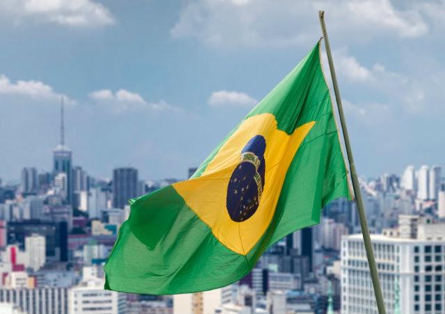 Cadê meu Brasil brasileiro?