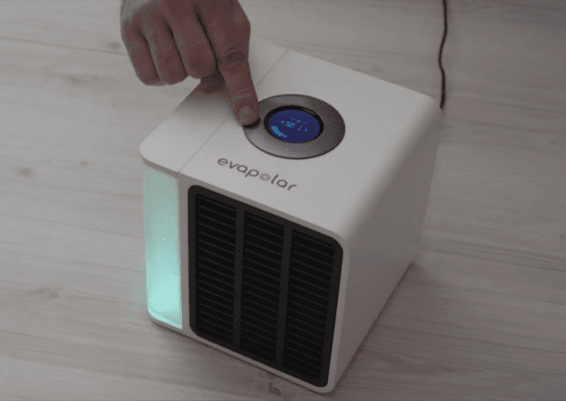 Startup desenvolve ar-condicionado que cabe na bolsa e funciona com água