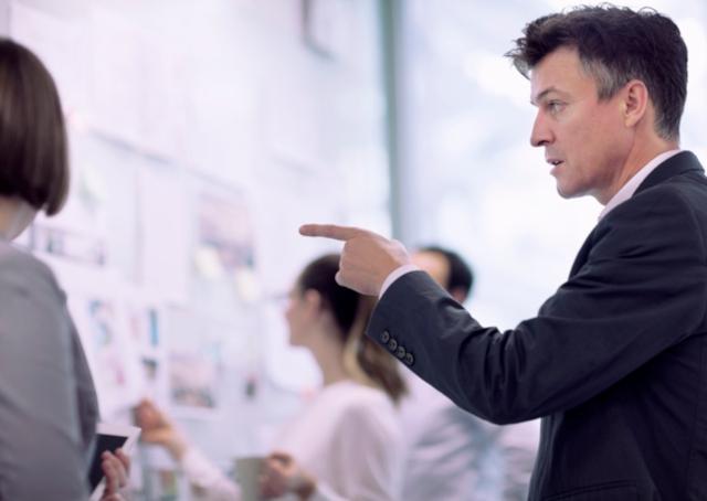 Programas de transição: como acelerar a integração de novos executivos