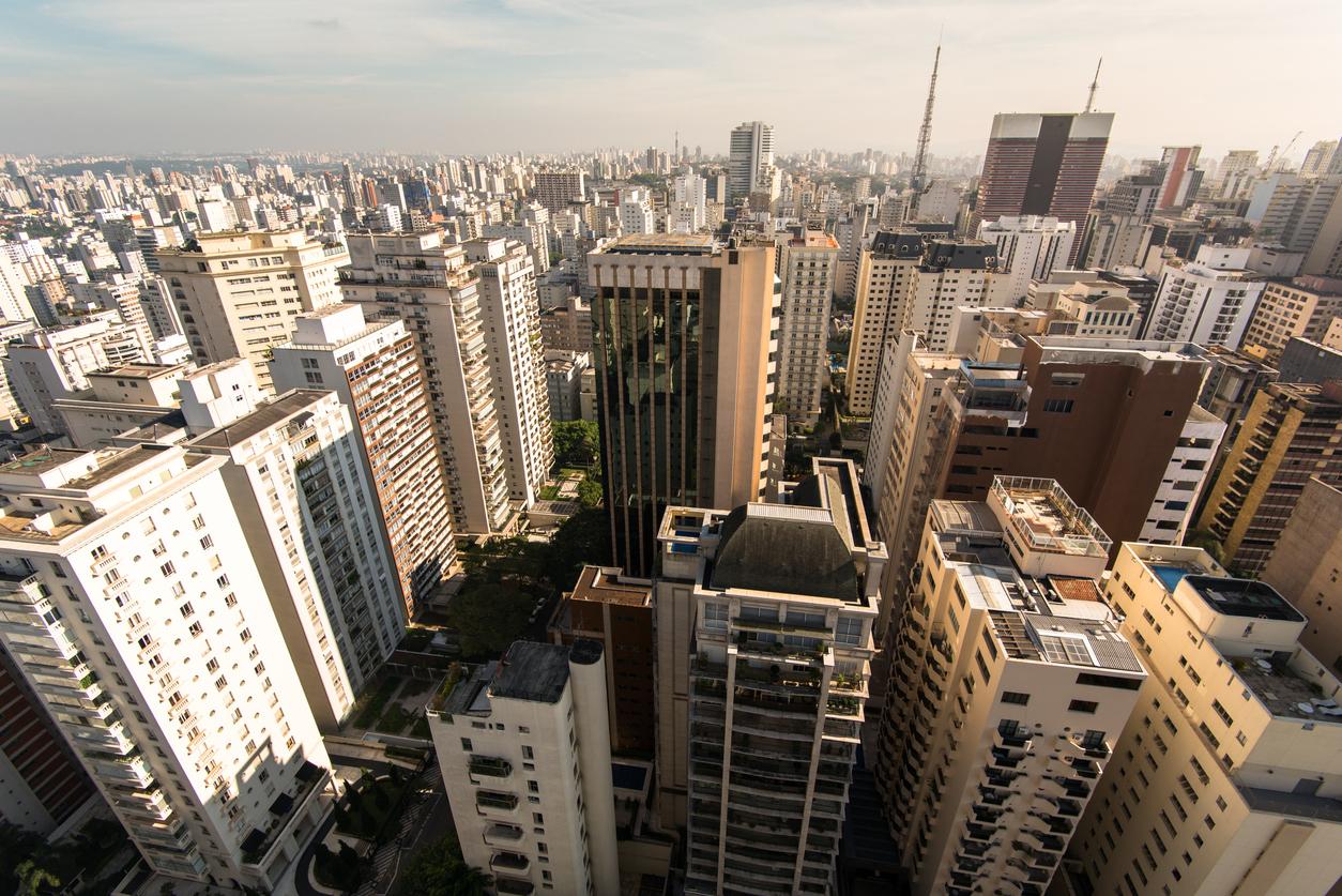 Como investir em fundos imobiliários?