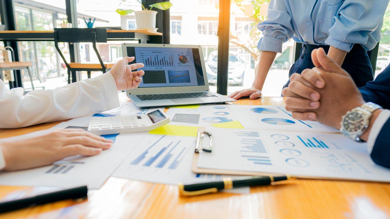 A gestão de desempenho de sua empresa está atualizada?