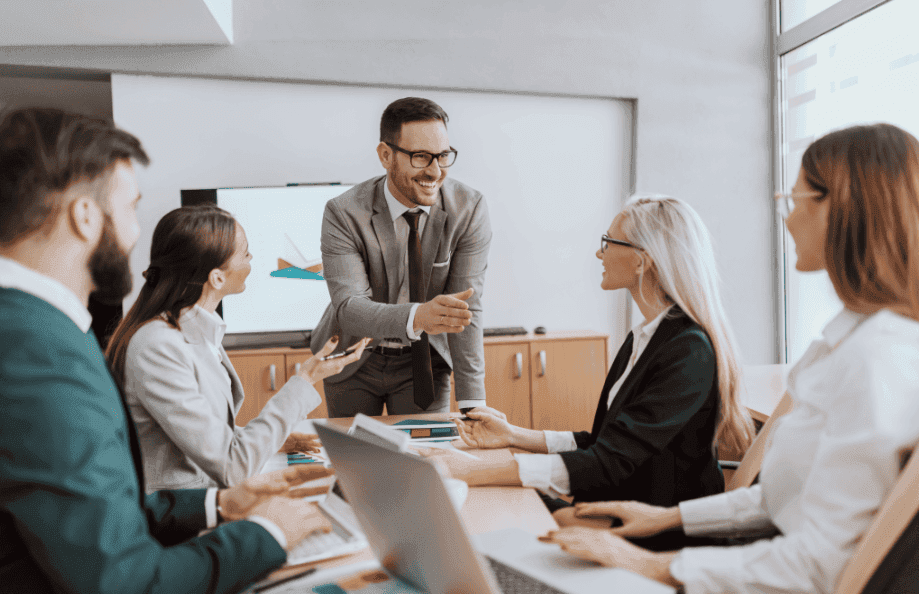 Como a liderança molda (ou destrói) a segurança psicológica das equipes