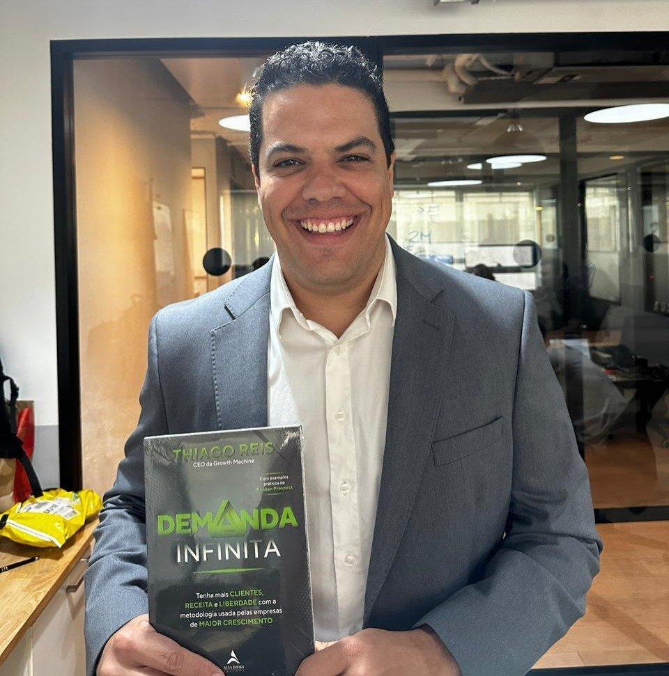 "Demanda Infinita": novo livro de Thiago Reis alcança 1º lugar na Amazon